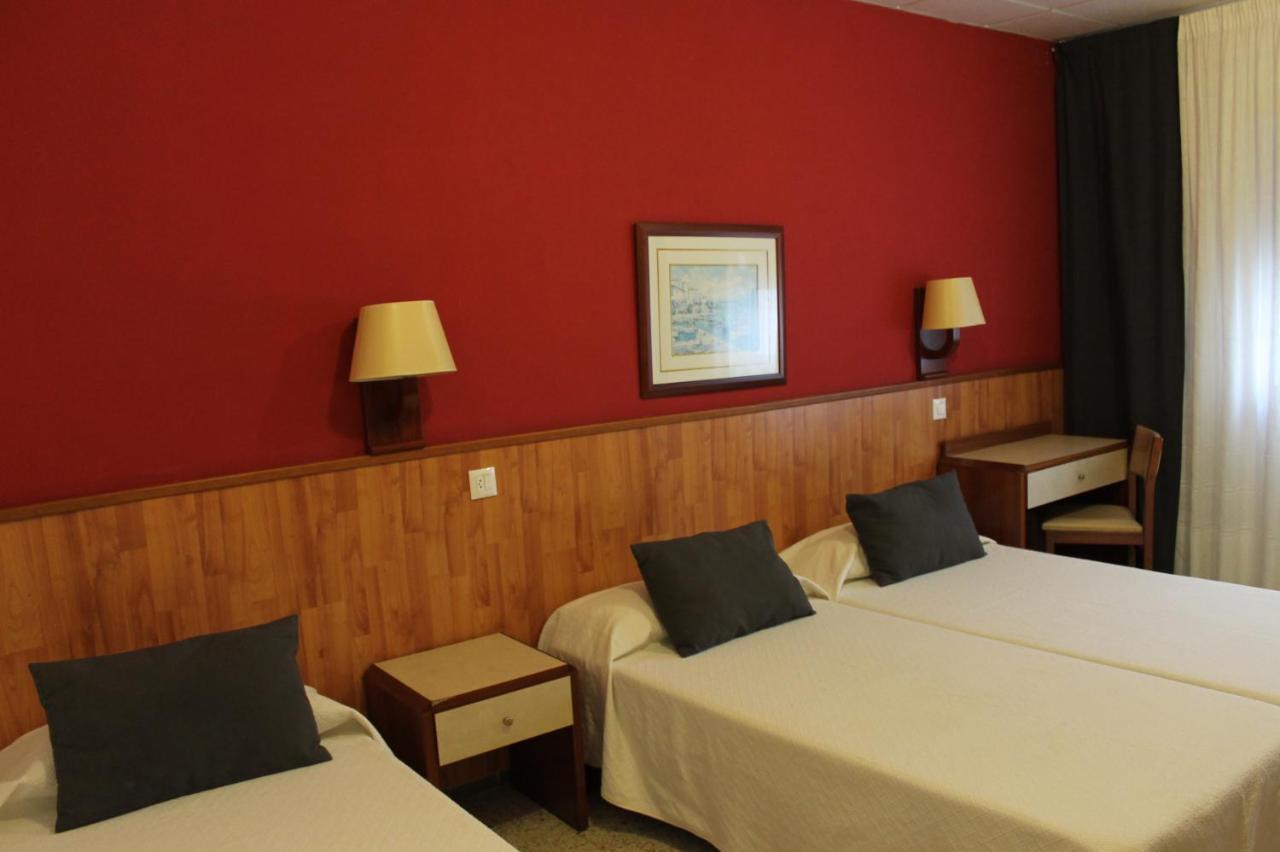 Hostal Regina Blanes Eksteriør bilde