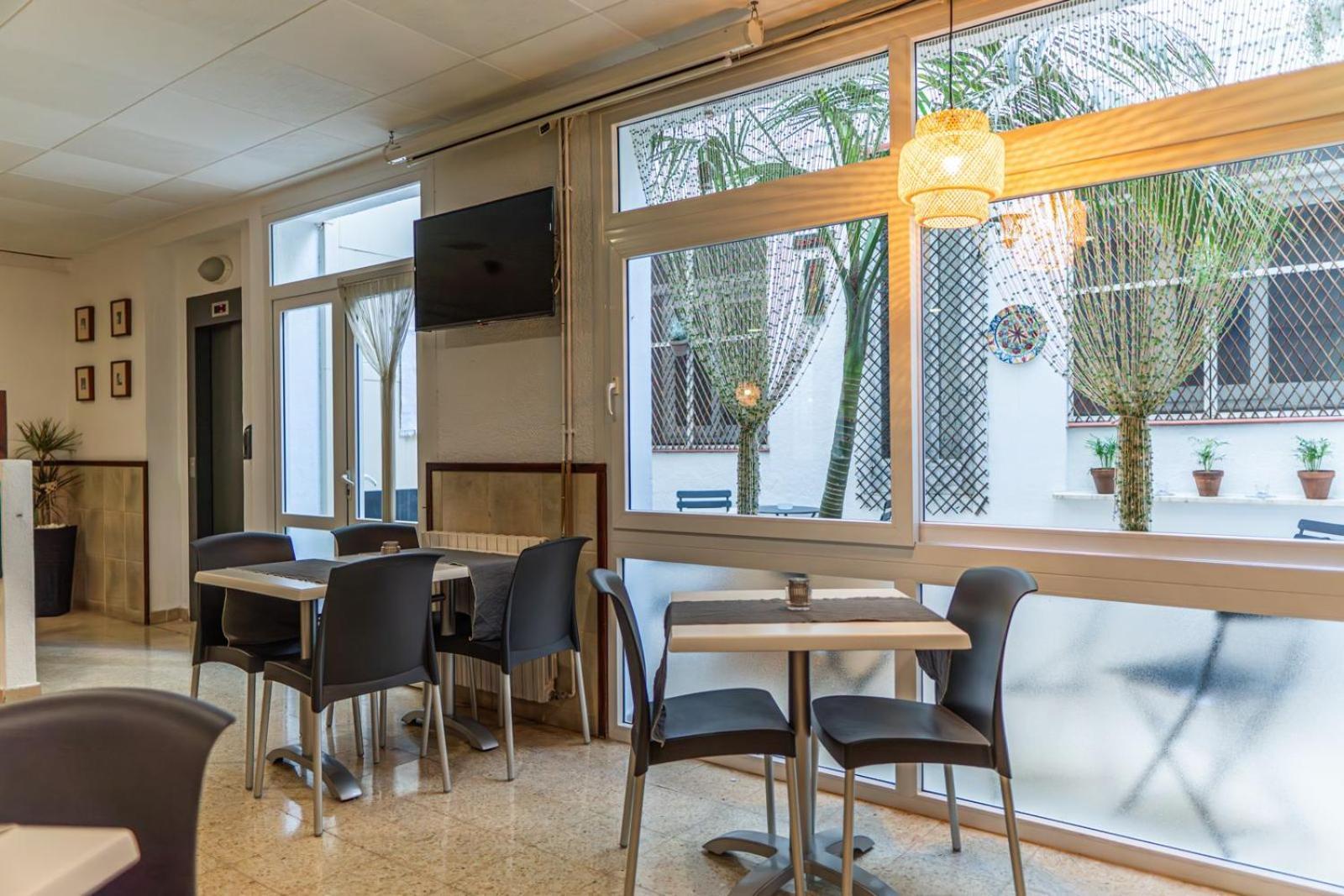 Hostal Regina Blanes Eksteriør bilde