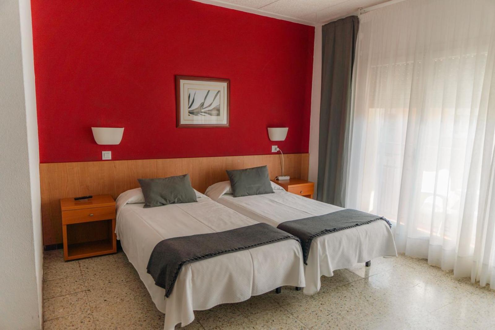 Hostal Regina Blanes Eksteriør bilde